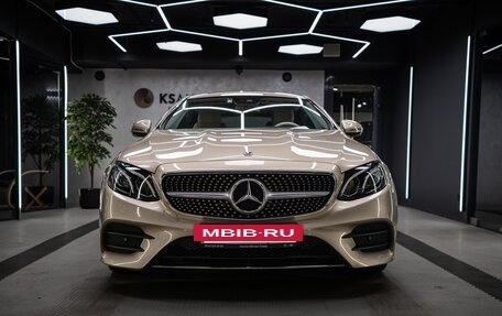 Mercedes-Benz E-Класс, 2018 год, 4 150 000 рублей, 3 фотография