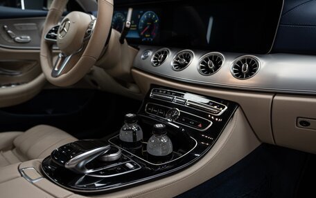 Mercedes-Benz E-Класс, 2018 год, 4 150 000 рублей, 23 фотография