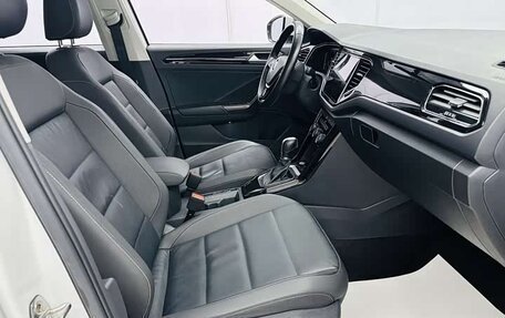 Volkswagen T-Cross I, 2022 год, 1 890 000 рублей, 10 фотография