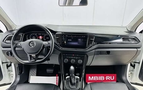 Volkswagen T-Cross I, 2022 год, 1 890 000 рублей, 2 фотография