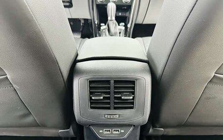 Volkswagen T-Cross I, 2022 год, 1 890 000 рублей, 15 фотография