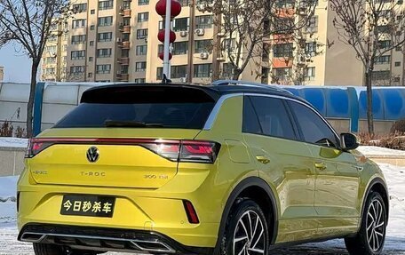 Volkswagen T-Cross I, 2023 год, 1 860 000 рублей, 4 фотография