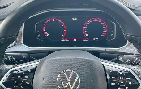 Volkswagen T-Cross I, 2023 год, 1 860 000 рублей, 12 фотография