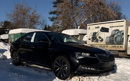 Skoda Superb III рестайлинг, 2025 год, 3 580 000 рублей, 6 фотография