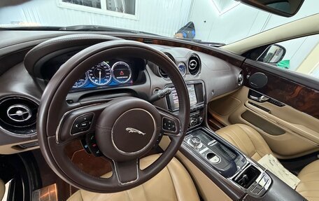 Jaguar XJ IV (X351), 2012 год, 1 600 000 рублей, 13 фотография