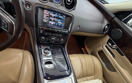 Jaguar XJ IV (X351), 2012 год, 1 600 000 рублей, 11 фотография