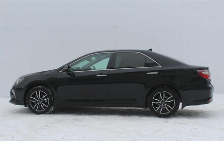 Toyota Camry, 2017 год, 2 600 000 рублей, 7 фотография