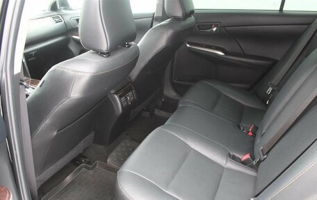 Toyota Camry, 2017 год, 2 600 000 рублей, 18 фотография