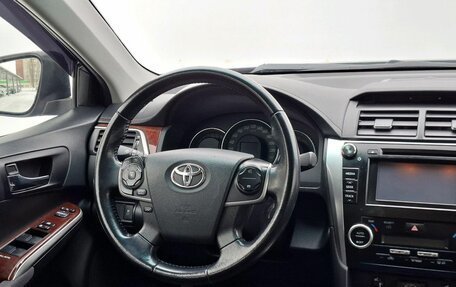 Toyota Camry, 2014 год, 1 850 000 рублей, 14 фотография