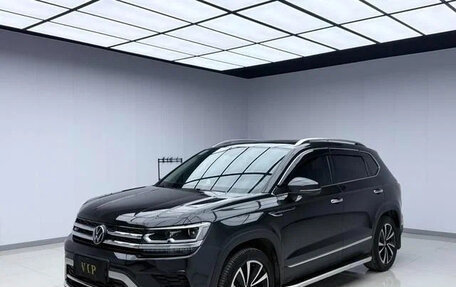 Volkswagen Tharu, 2023 год, 1 600 000 рублей, 1 фотография