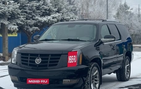 Cadillac Escalade III, 2008 год, 1 350 000 рублей, 1 фотография