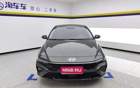 Hyundai Elantra, 2023 год, 1 850 000 рублей, 1 фотография