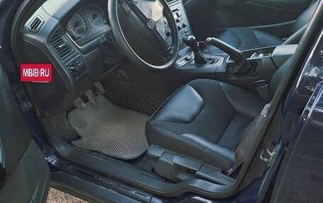 Volvo S60 III, 2003 год, 470 000 рублей, 4 фотография