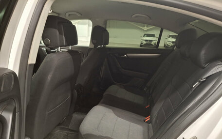 Volkswagen Passat B7, 2012 год, 675 850 рублей, 15 фотография