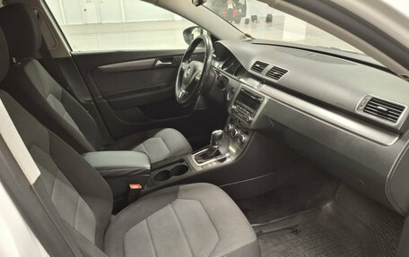 Volkswagen Passat B7, 2012 год, 675 850 рублей, 13 фотография