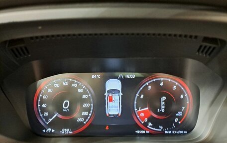 Volvo XC60 II, 2017 год, 2 890 000 рублей, 10 фотография