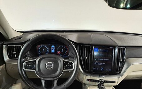 Volvo XC60 II, 2017 год, 2 890 000 рублей, 9 фотография