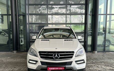 Mercedes-Benz M-Класс, 2012 год, 2 750 000 рублей, 3 фотография