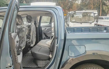 Isuzu D-Max, 2023 год, 3 530 000 рублей, 12 фотография