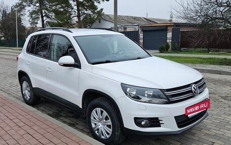 Volkswagen Tiguan I, 2011 год, 1 250 000 рублей, 2 фотография