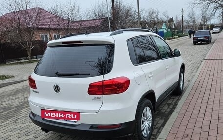 Volkswagen Tiguan I, 2011 год, 1 250 000 рублей, 3 фотография