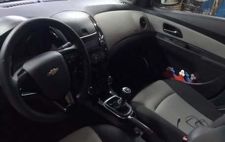 Chevrolet Cruze II, 2014 год, 799 000 рублей, 9 фотография