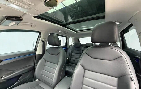 Volkswagen Tharu, 2023 год, 1 600 000 рублей, 8 фотография