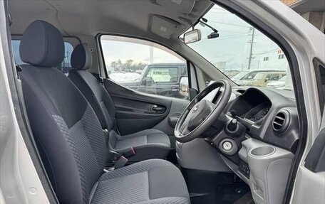 Nissan NV200, 2016 год, 1 300 000 рублей, 26 фотография