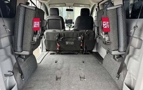 Nissan NV200, 2016 год, 1 300 000 рублей, 24 фотография