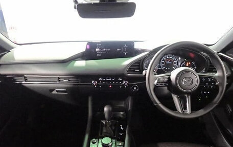 Mazda 3, 2022 год, 1 450 000 рублей, 10 фотография