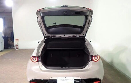 Mazda 3, 2022 год, 1 450 000 рублей, 14 фотография