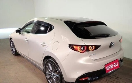 Mazda 3, 2022 год, 1 450 000 рублей, 5 фотография