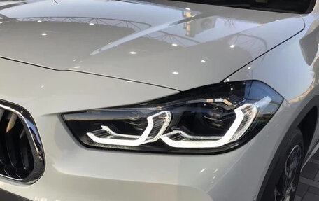 BMW X2, 2021 год, 1 600 000 рублей, 15 фотография