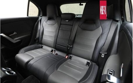 Mercedes-Benz A-Класс, 2019 год, 1 350 000 рублей, 11 фотография