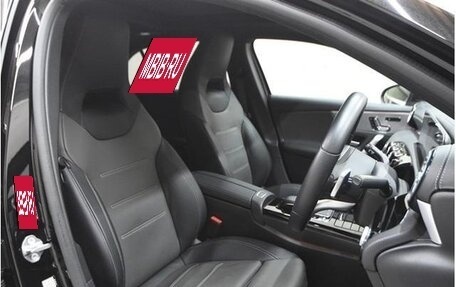 Mercedes-Benz A-Класс, 2019 год, 1 350 000 рублей, 9 фотография