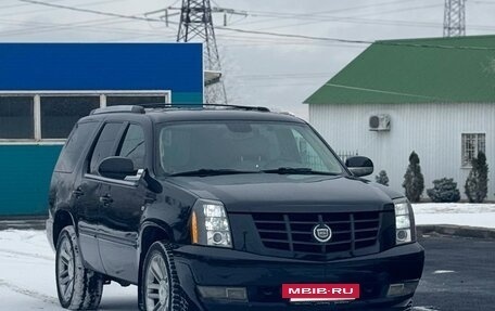 Cadillac Escalade III, 2008 год, 1 350 000 рублей, 12 фотография