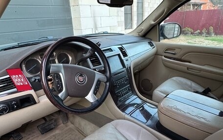 Cadillac Escalade III, 2008 год, 1 350 000 рублей, 14 фотография