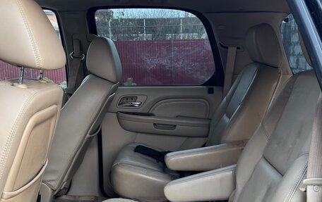 Cadillac Escalade III, 2008 год, 1 350 000 рублей, 16 фотография