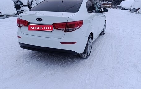 KIA Rio III рестайлинг, 2016 год, 1 155 000 рублей, 10 фотография