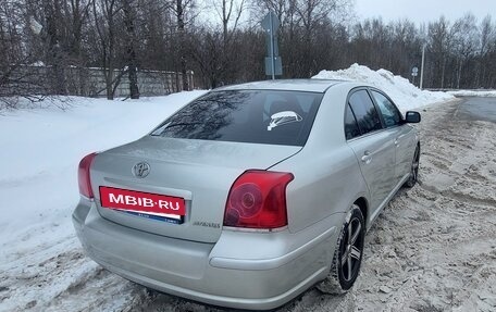 Toyota Avensis III рестайлинг, 2004 год, 540 000 рублей, 4 фотография