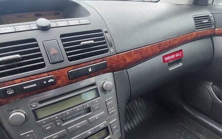 Toyota Avensis III рестайлинг, 2004 год, 540 000 рублей, 9 фотография