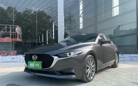 Mazda 3, 2021 год, 1 300 000 рублей, 1 фотография