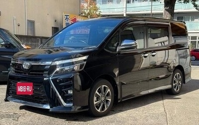 Toyota Voxy III, 2021 год, 2 070 000 рублей, 1 фотография