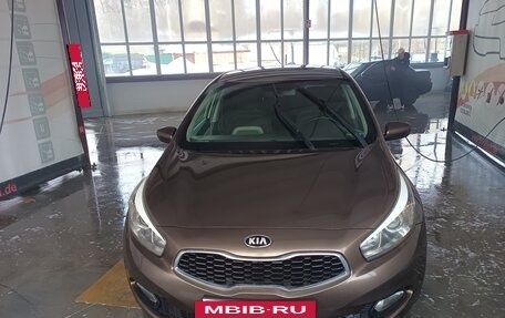 KIA cee'd III, 2012 год, 950 000 рублей, 2 фотография