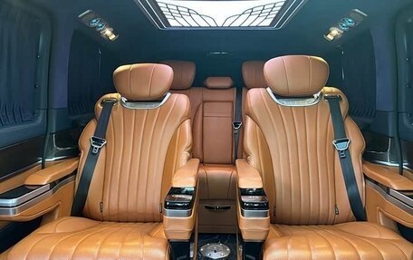 Mercedes-Benz V-Класс, 2023 год, 5 850 000 рублей, 16 фотография