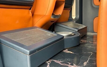 Mercedes-Benz V-Класс, 2023 год, 5 850 000 рублей, 25 фотография