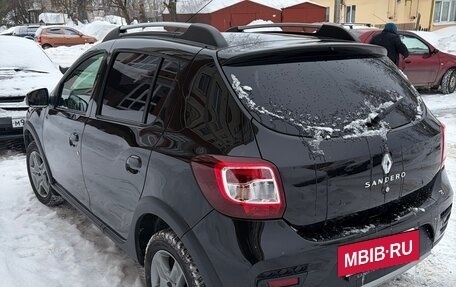 Renault Sandero II рестайлинг, 2021 год, 1 600 000 рублей, 3 фотография