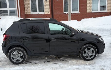 Renault Sandero II рестайлинг, 2021 год, 1 600 000 рублей, 16 фотография
