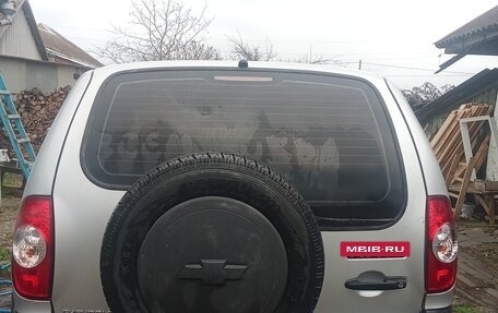Chevrolet Niva I рестайлинг, 2012 год, 600 000 рублей, 9 фотография