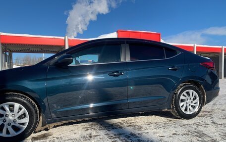 Hyundai Elantra VI рестайлинг, 2019 год, 1 150 000 рублей, 7 фотография